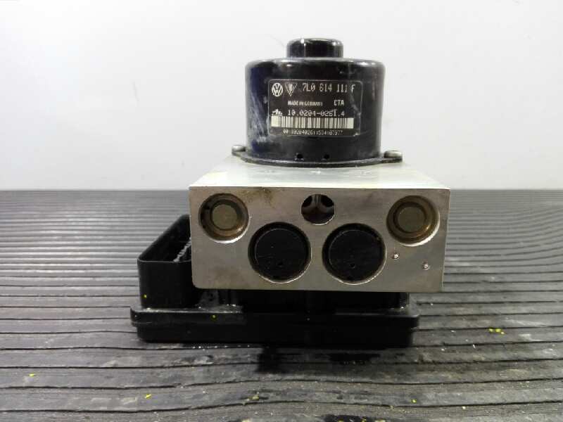 Recambio de abs para volkswagen touareg (7la) tdi r5 referencia OEM IAM 7L0614111F 10020402614 P3-A8-28-2
