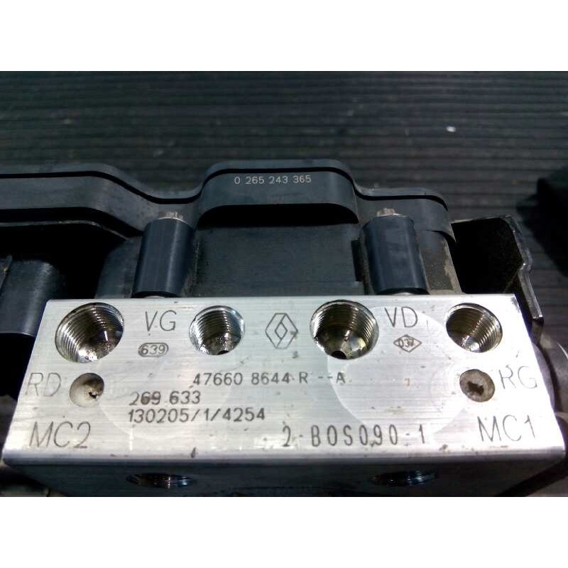 Recambio de abs para renault captur zen referencia OEM IAM 476608644R 0265656035 P3-A8-30-2