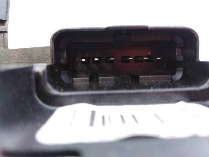 Recambio de cerradura puerta delantera derecha para peugeot partner kombi active referencia OEM IAM 1803500451 3353N0309I2 E1-A4