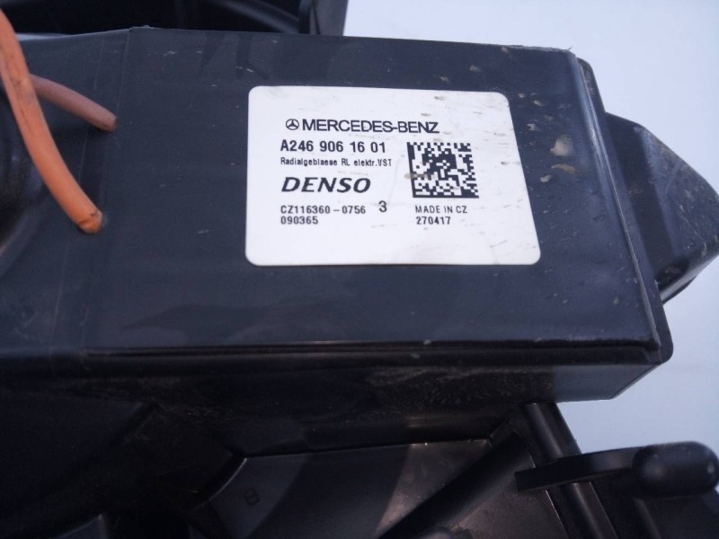 Recambio de ventilador calefaccion para infiniti q30 2.2d referencia OEM IAM A2469061601  E2-A4-14-1