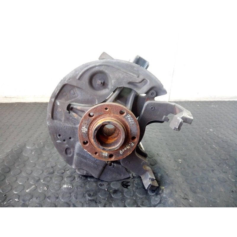 Recambio de mangueta delantera derecha para peugeot 3008 gt line referencia OEM IAM   P1-B5-32