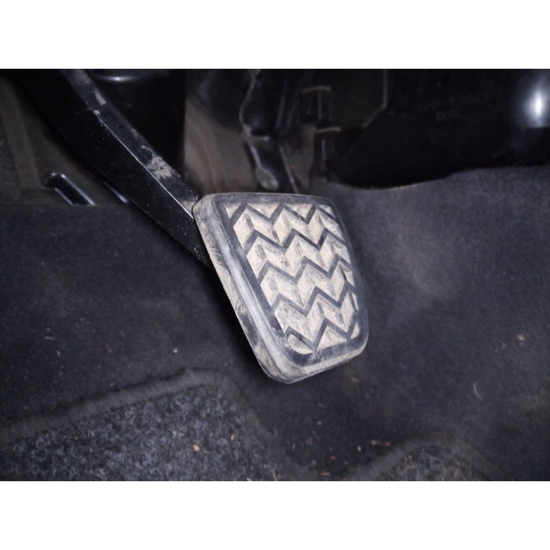 Recambio de pedal freno para toyota corolla verso (r1) 2.2 d-4d luna referencia OEM IAM   