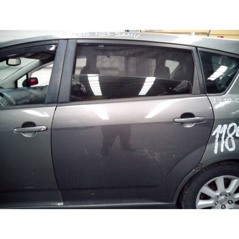 Recambio de puerta trasera izquierda para toyota corolla verso (r1) 2.2 d-4d luna referencia OEM IAM   