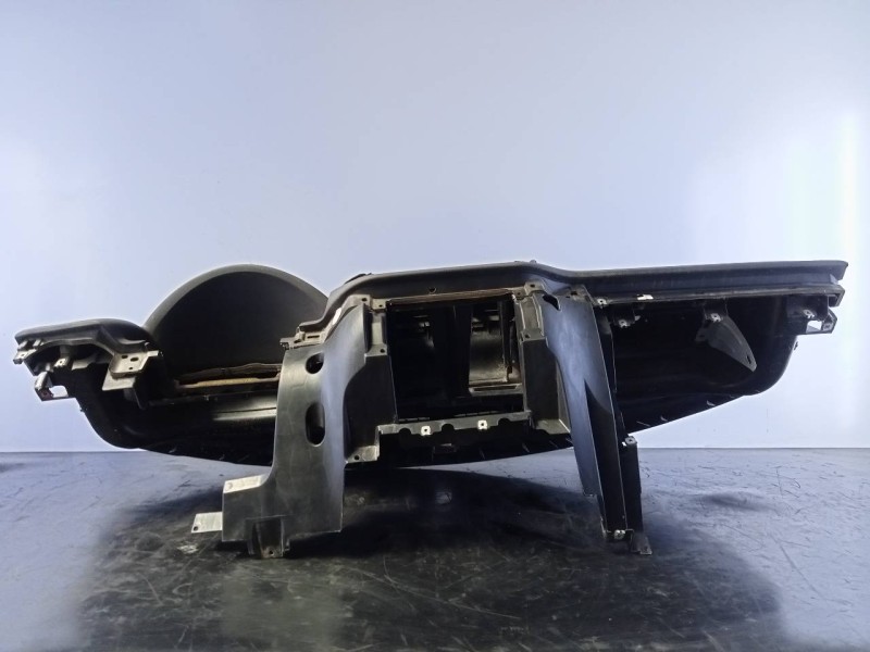 Recambio de salpicadero para volkswagen tiguan (5n1) 1.4 16v tsi referencia OEM IAM 5N0010718F  P1-A4-15