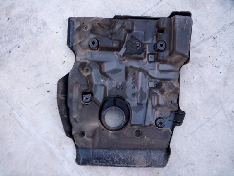 Recambio de tapa motor para mitsubishi l 200 diamant edition 4wd referencia OEM IAM   