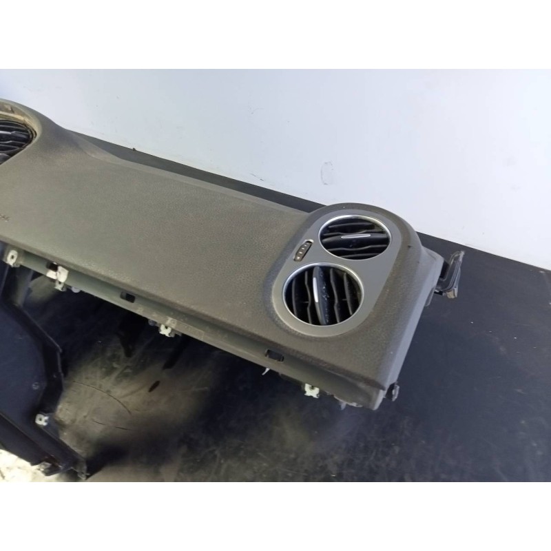 Recambio de salpicadero para volkswagen tiguan (5n1) 1.4 16v tsi referencia OEM IAM 5N0010718F  P1-A4-15