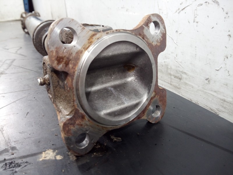 Recambio de transmision central delantera para mitsubishi l 200 diamant edition 4wd referencia OEM IAM   P1-A1-58