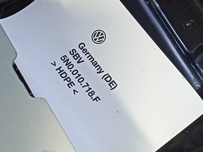 Recambio de salpicadero para volkswagen tiguan (5n1) 1.4 16v tsi referencia OEM IAM 5N0010718F  P1-A4-15