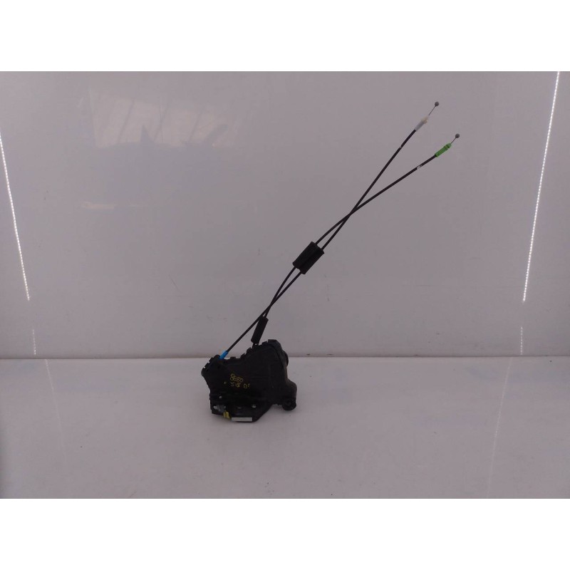 Recambio de cerradura puerta delantera izquierda para toyota land cruiser (j15) gx referencia OEM IAM 6A6061411  E2-B4-30-1