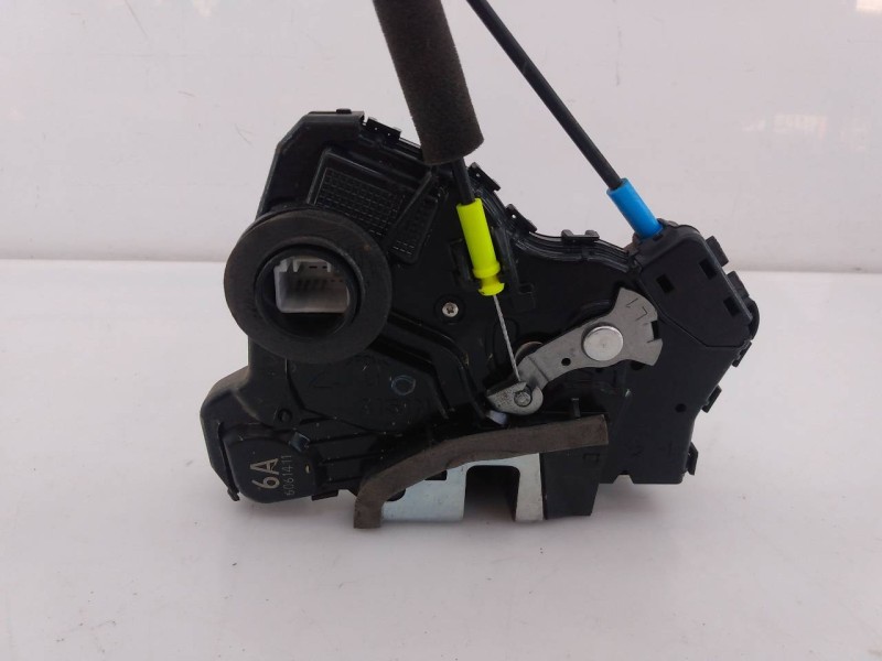 Recambio de cerradura puerta delantera izquierda para toyota land cruiser (j15) gx referencia OEM IAM 6A6061411  E2-B4-30-1
