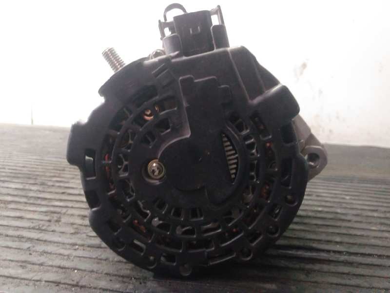 Recambio de alternador para kia stonic (ybcuv) vision referencia OEM IAM 3730004950 8400383 P3-A4-18-3