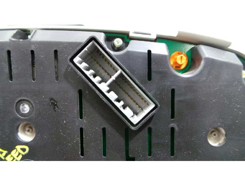 Recambio de cuadro instrumentos para kia cee´d concept referencia OEM IAM 940031H090  E2-B5-14-1