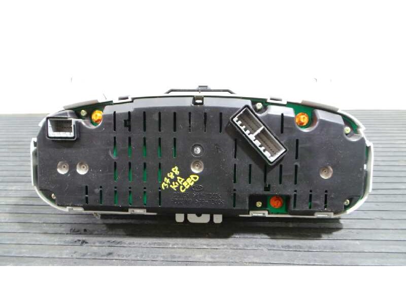 Recambio de cuadro instrumentos para kia cee´d concept referencia OEM IAM 940031H090  E2-B5-14-1