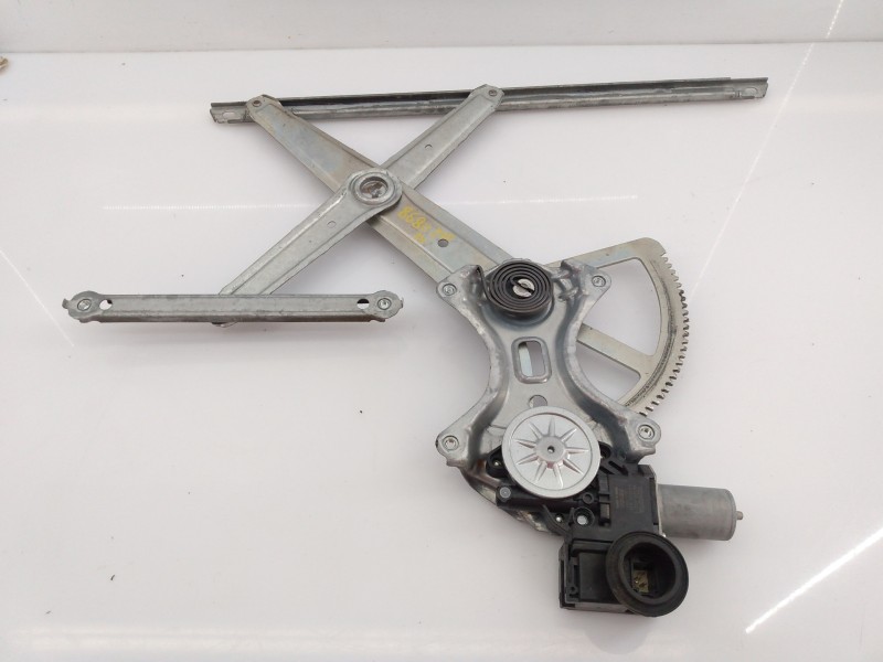 Recambio de elevalunas delantero izquierdo para toyota land cruiser (j15) gx referencia OEM IAM 0620204551  E1-B3-31-1