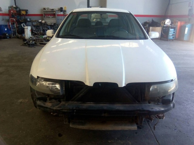 seat toledo (1m2) del año 2000