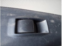 MANDO ELEVALUNAS TRASERO DERECHO 