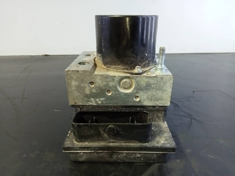 Recambio de abs para seat ibiza st (6j8) style referencia OEM IAM 6R0614517AE 6R0907379AJ P3-B8-27-1