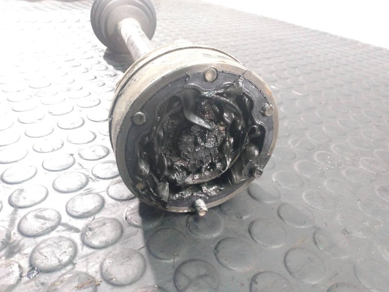 Recambio de transmision delantera izquierda para seat toledo (kg3) style referencia OEM IAM 6R0407761A  P1-A6-42