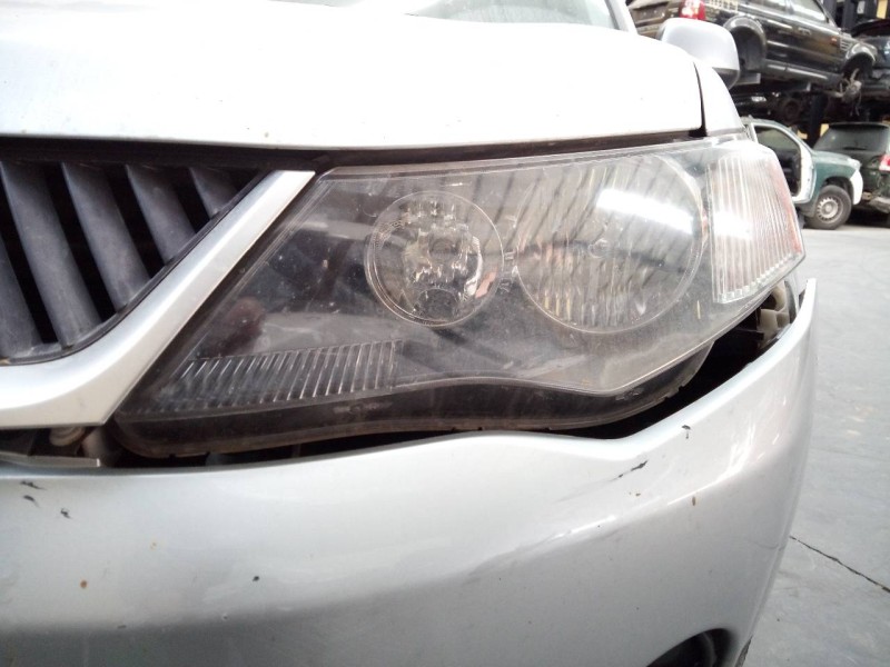 Recambio de faro izquierdo para mitsubishi outlander (cw0) 2.0 di-d intense referencia OEM IAM   
