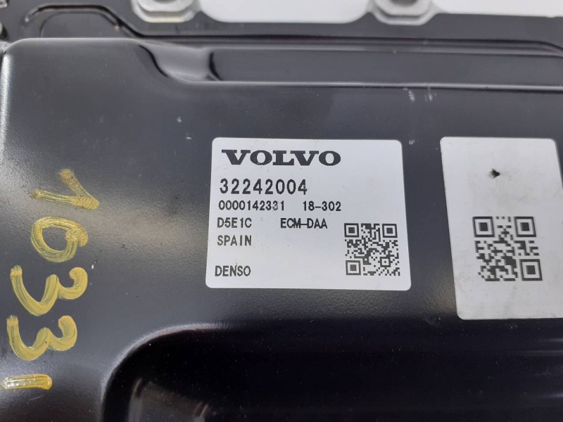 Recambio de centralita motor uce para volvo xc90 inscription awd referencia OEM IAM 32242004  E3-B5-38-4