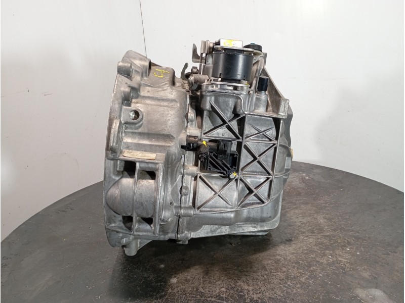 Recambio de caja cambios para infiniti q30 q30 referencia OEM IAM 51998193 044580 M1-B3-112