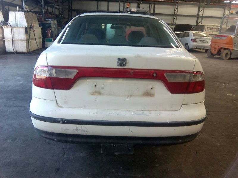 seat toledo (1m2) del año 2000