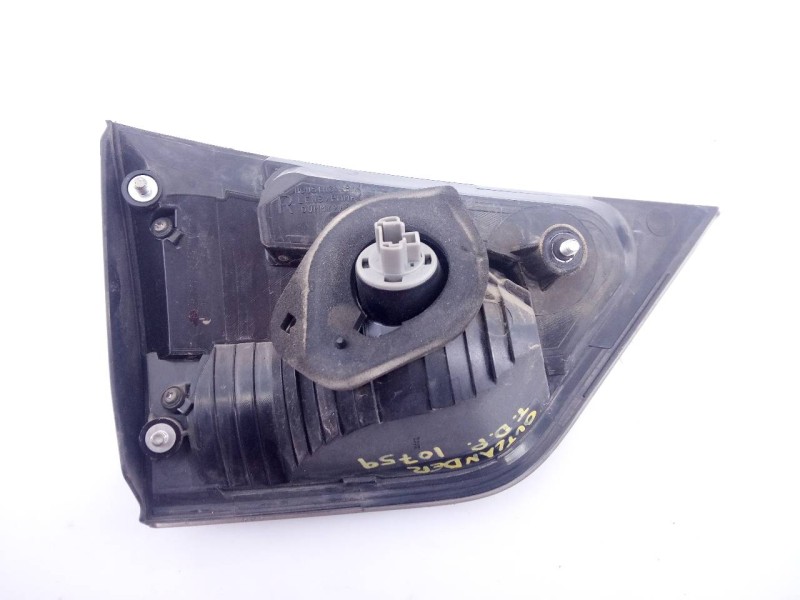 Recambio de piloto trasero derecho porton para mitsubishi outlander (cw0) challenge 4wd referencia OEM IAM   E2-B4-49-2