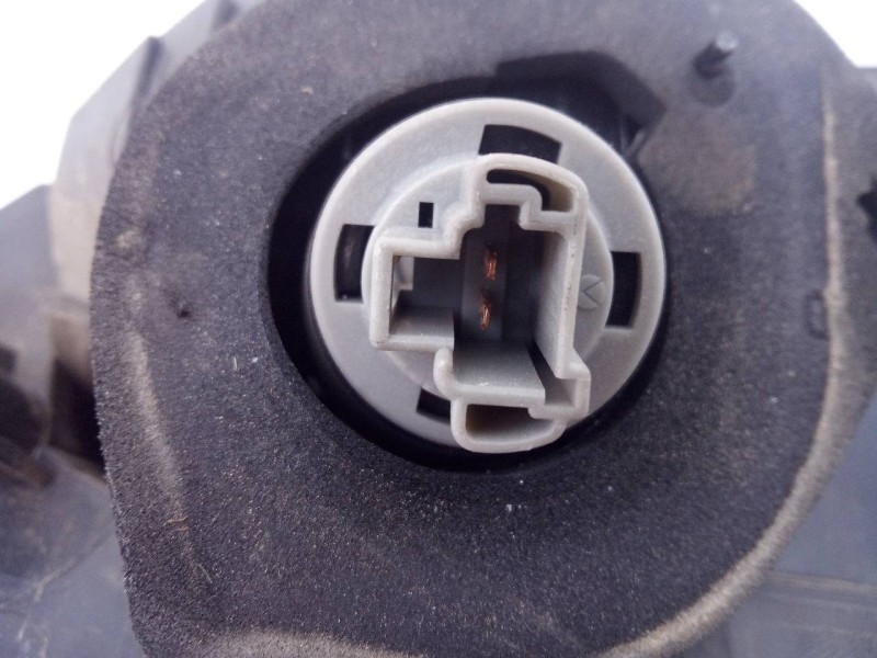 Recambio de piloto trasero derecho porton para mitsubishi outlander (cw0) challenge 4wd referencia OEM IAM   E2-B4-49-2