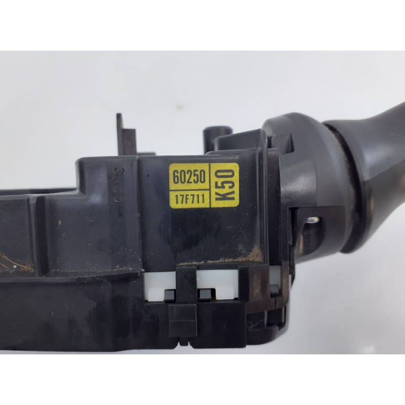 Recambio de mando intermitentes para toyota land cruiser (j15) gx referencia OEM IAM 17F711 17F463 E3-B2-18-4