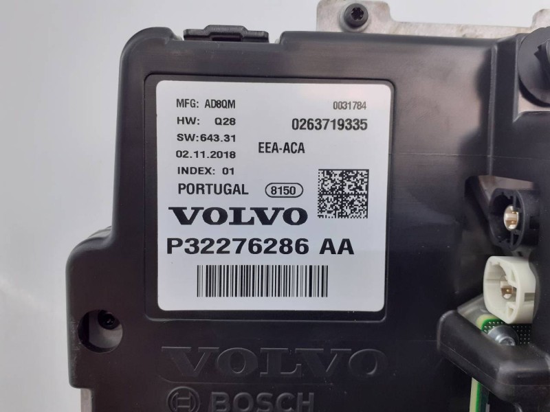Recambio de cuadro instrumentos para volvo xc90 inscription awd referencia OEM IAM 0263719335 P32276286AA E3-B6-25-5