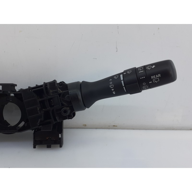 Recambio de mando intermitentes para toyota land cruiser (j15) gx referencia OEM IAM 17F711 17F463 E3-B2-18-4