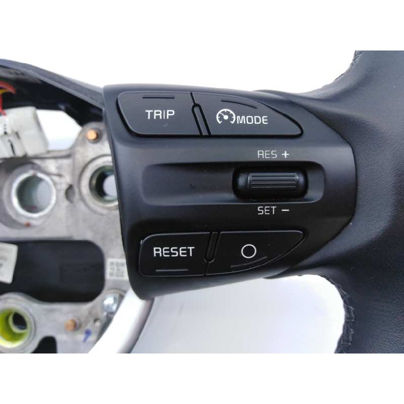 Recambio de volante para kia stonic (ybcuv) vision referencia OEM IAM 171107091106  E2-B5-2-2