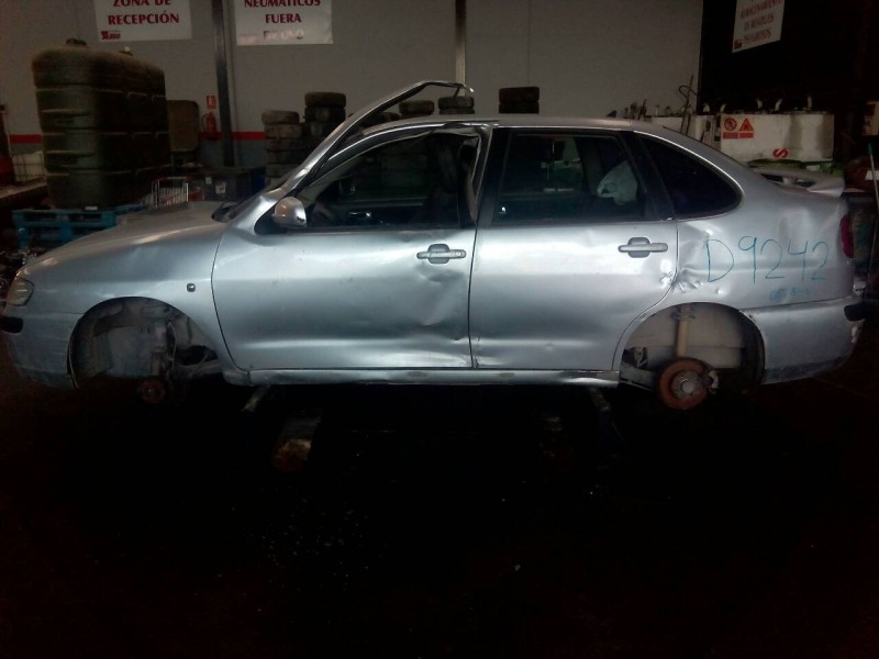 seat cordoba berlina (6k2) del año 2000