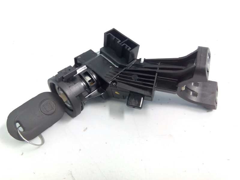 Recambio de antirrobo para fiat 500 l (330) pop star referencia OEM IAM 00505254300 0B36567240 E3-A4-21-1