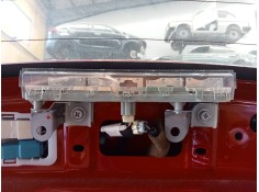 LUZ CENTRAL DE FRENO 