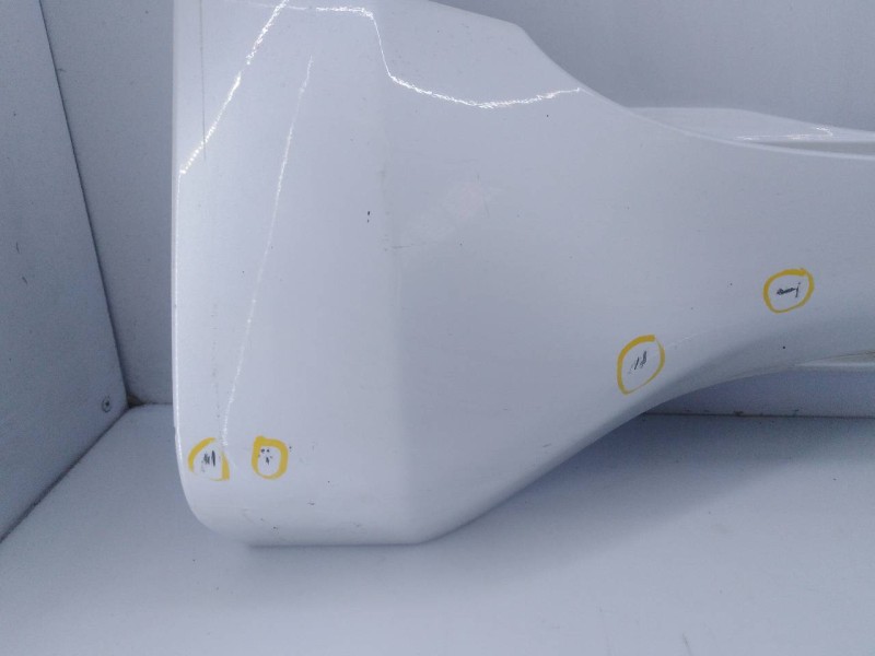 Recambio de estribo izquierdo para toyota land cruiser (j15) gx referencia OEM IAM   E6-A3-9