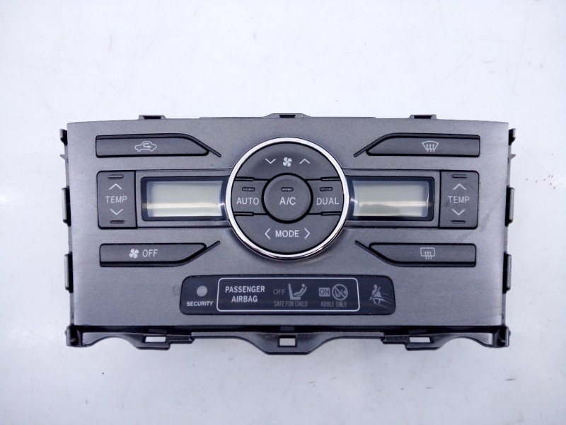 Recambio de mando climatizador para toyota auris active referencia OEM IAM 5590002221  E3-B2-12-2