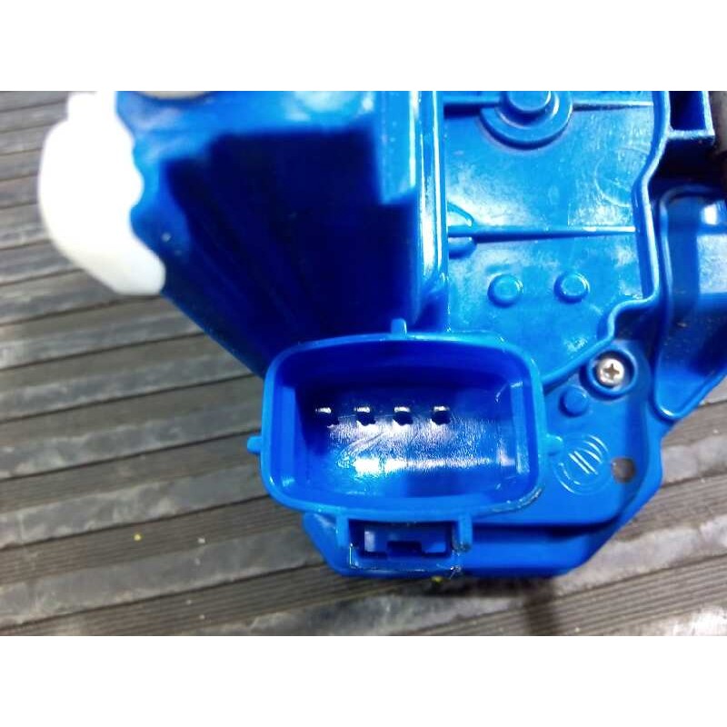 Recambio de cerradura puerta delantera derecha para fiat 500 l (330) pop star referencia OEM IAM 51930018  E2-B2-61-1