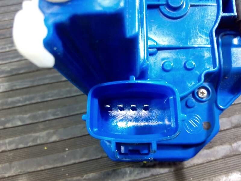 Recambio de cerradura puerta delantera derecha para fiat 500 l (330) pop star referencia OEM IAM 51930018  E2-B2-61-1