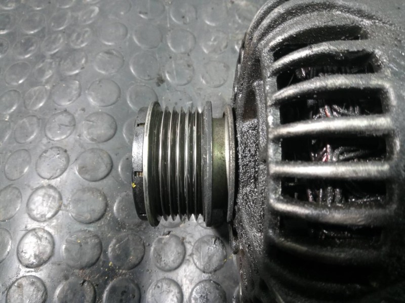 Recambio de alternador para mitsubishi outlander (cw0) challenge 4wd referencia OEM IAM 06F903023F  P3-B5-23-1