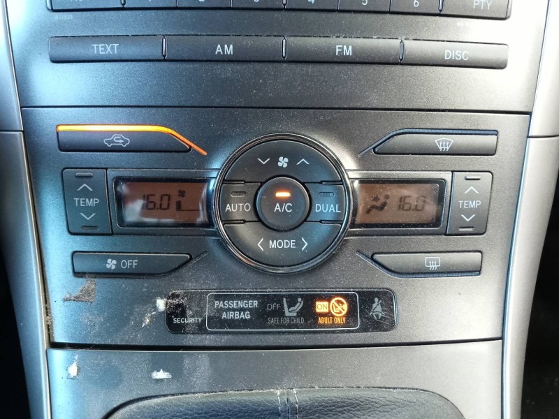 Recambio de mando climatizador para toyota auris active referencia OEM IAM 5590002221  E3-B2-12-2