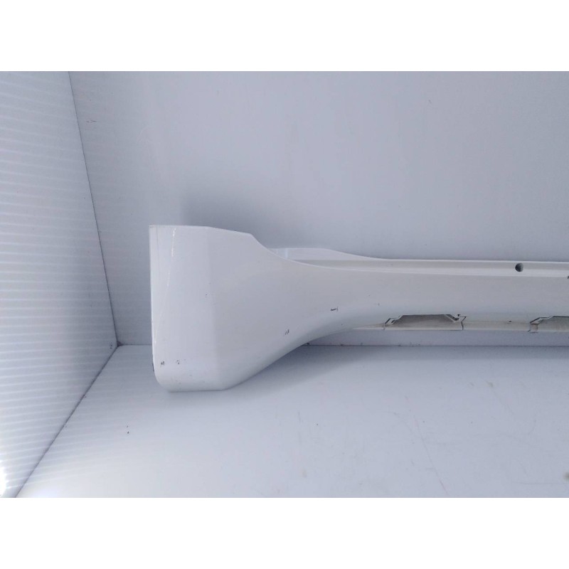 Recambio de estribo izquierdo para toyota land cruiser (j15) gx referencia OEM IAM   E6-A3-9