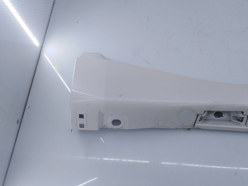 Recambio de estribo derecho para toyota land cruiser (j15) gx referencia OEM IAM   E6-A3-9