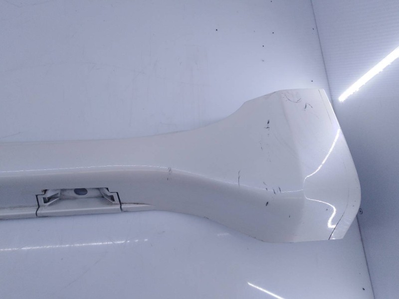 Recambio de estribo derecho para toyota land cruiser (j15) gx referencia OEM IAM   E6-A3-9