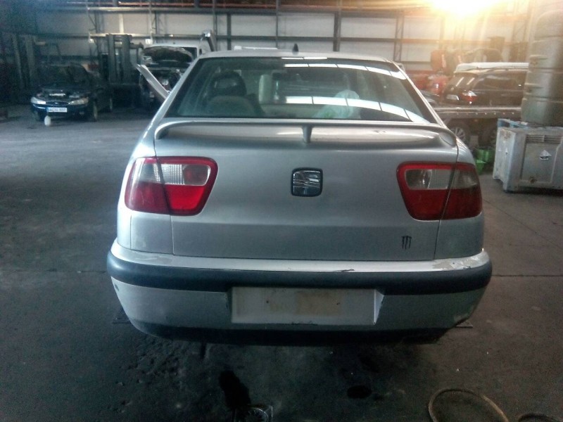 seat cordoba berlina (6k2) del año 2000