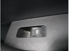 MANDO ELEVALUNAS DELANTERO DERECHO 