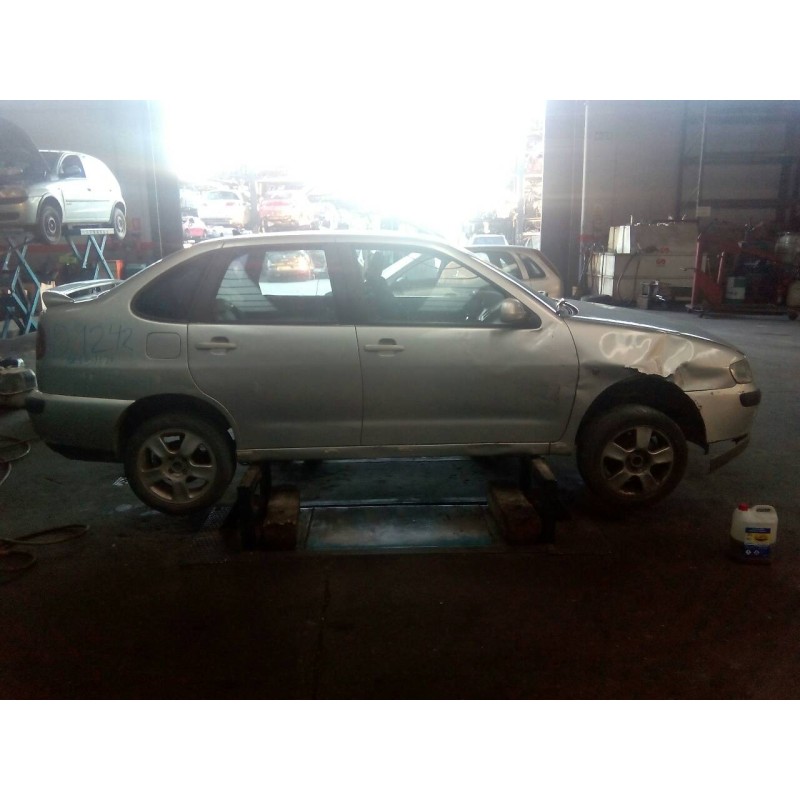 seat cordoba berlina (6k2) del año 2000