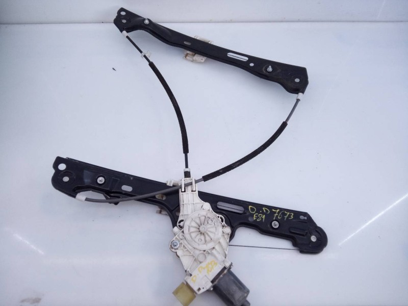 Recambio de elevalunas delantero derecho para bmw serie 1 berlina (e81/e87) 118d referencia OEM IAM 51337138466  E1-A3-12-1