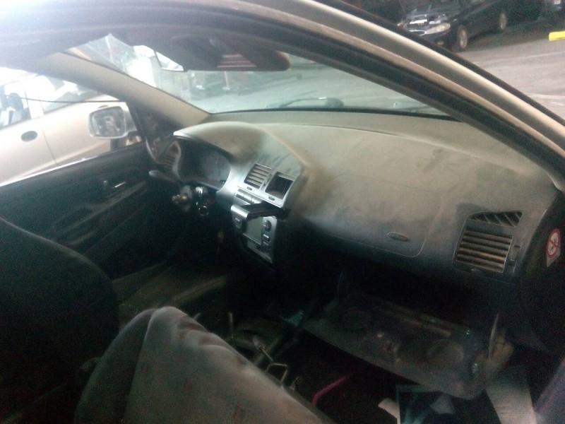 seat cordoba berlina (6k2) del año 2000