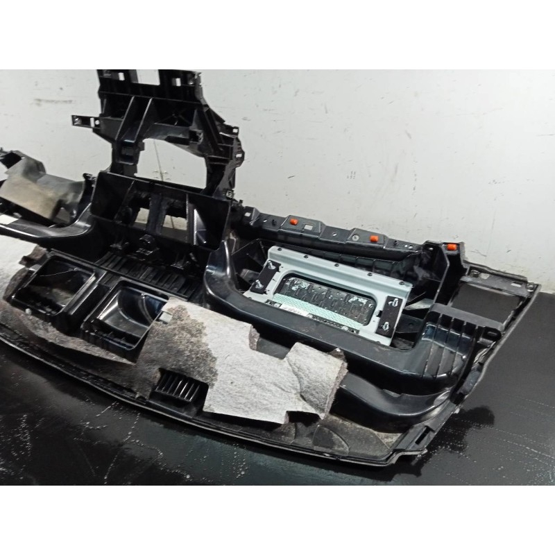 Recambio de salpicadero para bmw serie 1 berlina (e81/e87) 118d referencia OEM IAM   